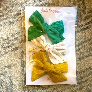 Little Poppy Co bows (March)